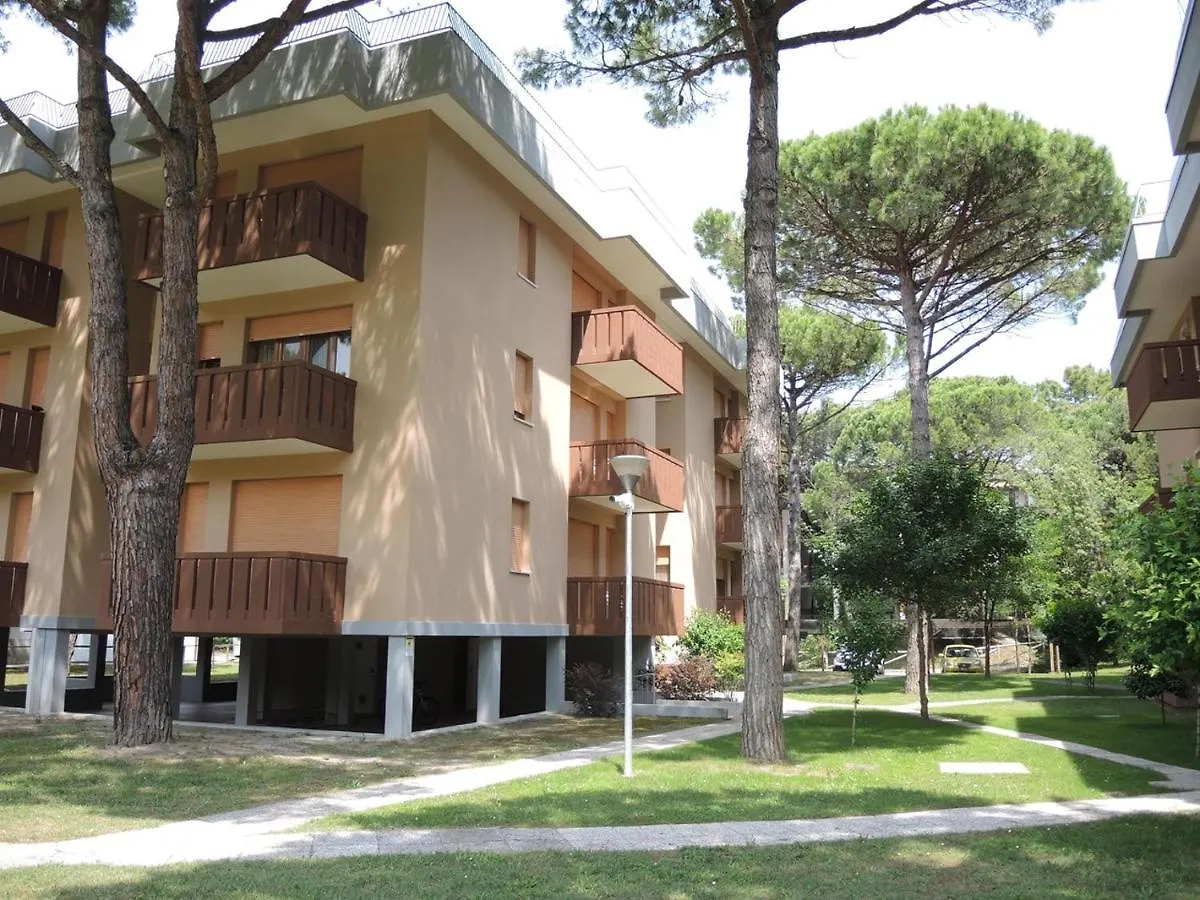 Sunny Flat With Terrace - Beahost Apartment Bibione Italy