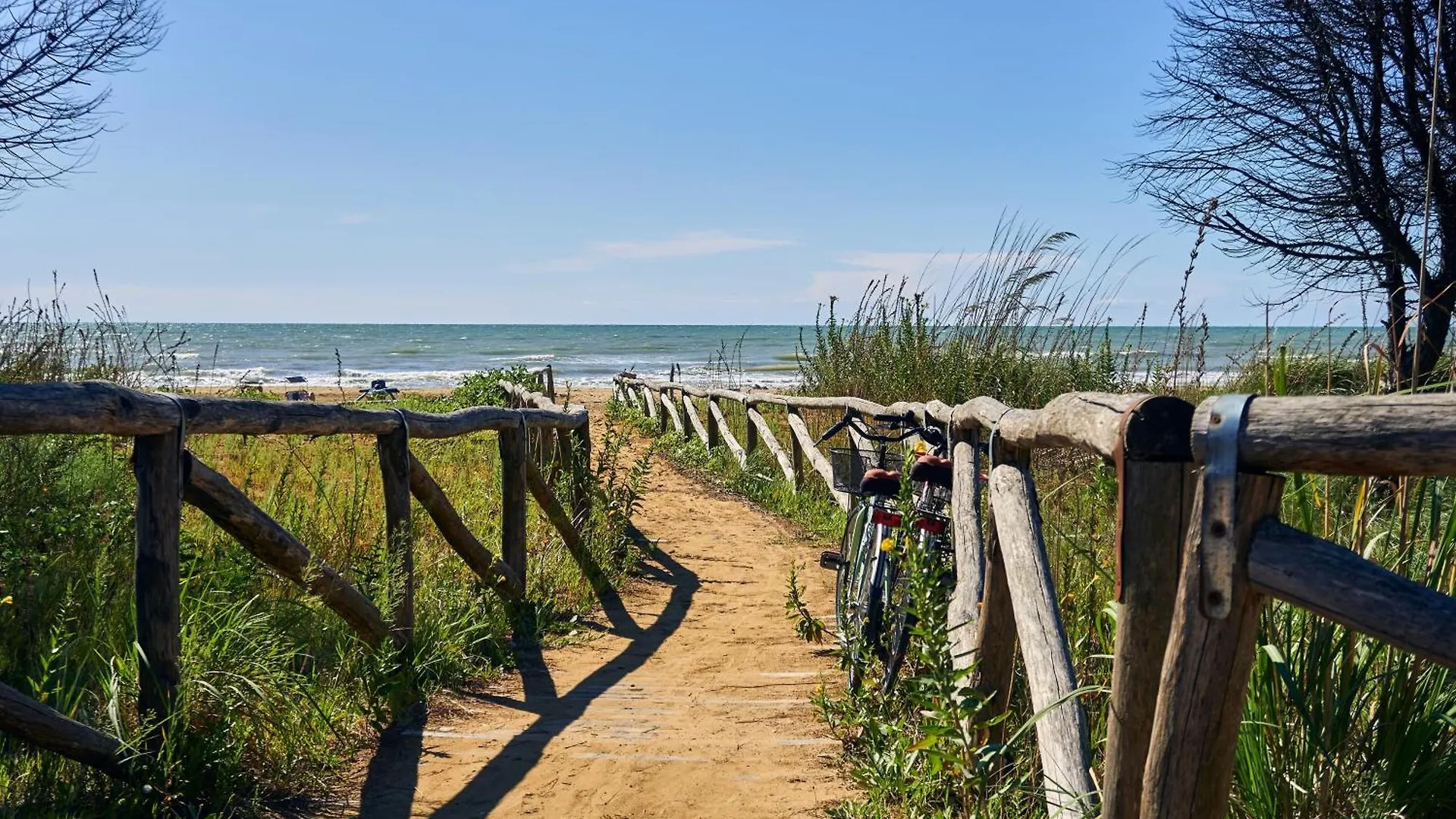 Sunny Flat With Terrace - Beahost Apartment Bibione